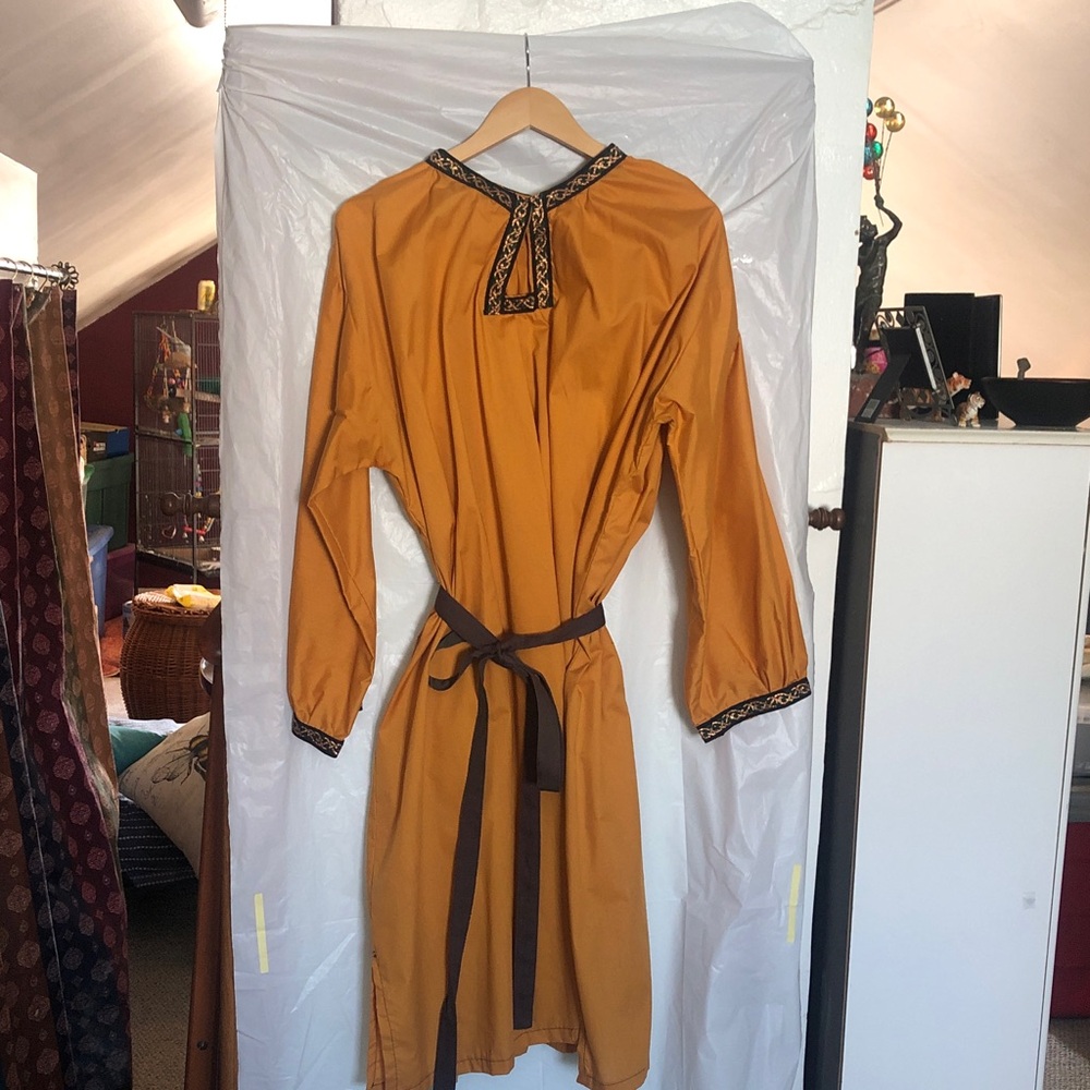Gothic gown gold cotton with embellished collar and wrists; custom Museum Reprod - Picture 3 of 10